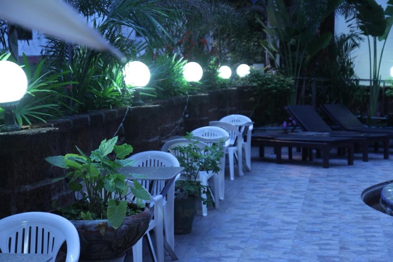 Eurostar International Hotel Ban Nong Tabaek Bagian luar foto
