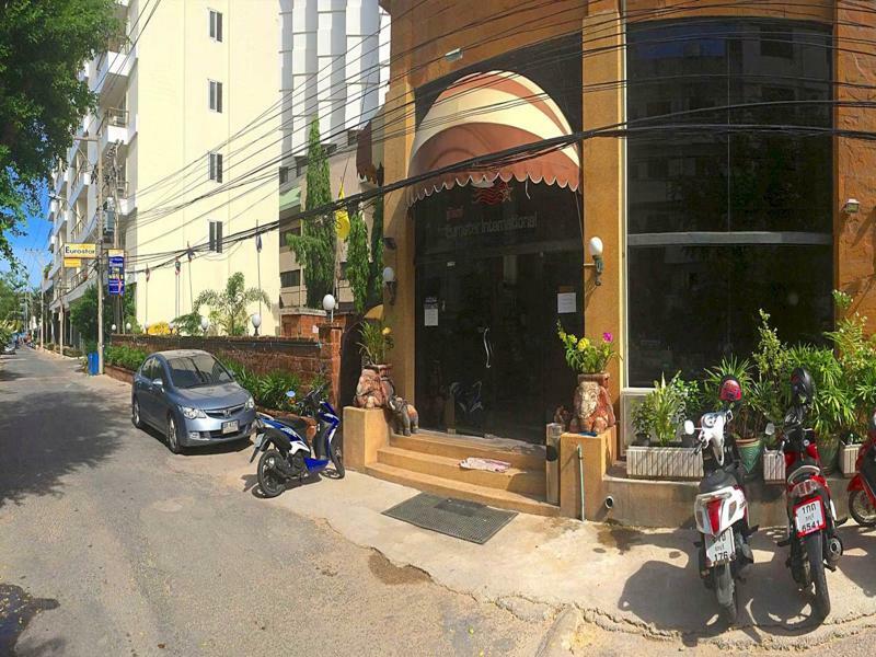Eurostar International Hotel Ban Nong Tabaek Bagian luar foto